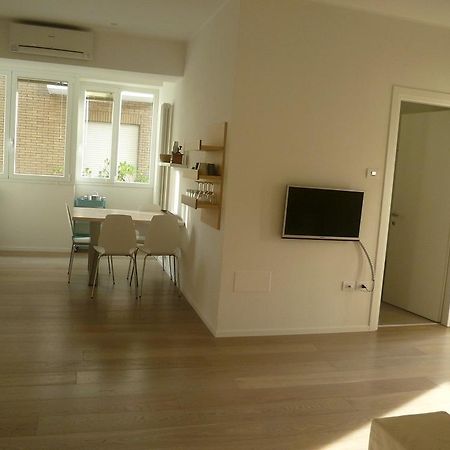 Suite Mare Centro Pésaro Exterior foto